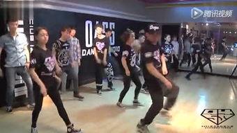 时代舞子爆料飞哥视频播放,时代舞子揭露飞哥视频播放背后的秘密